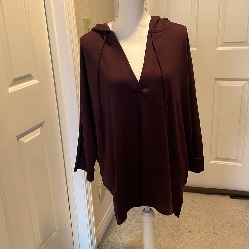 Loft hooded top